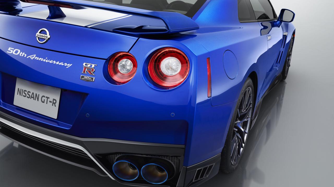 Bayside Blue Is Back For The 50Th Anniversary Nissan Gt-R | Top Gear